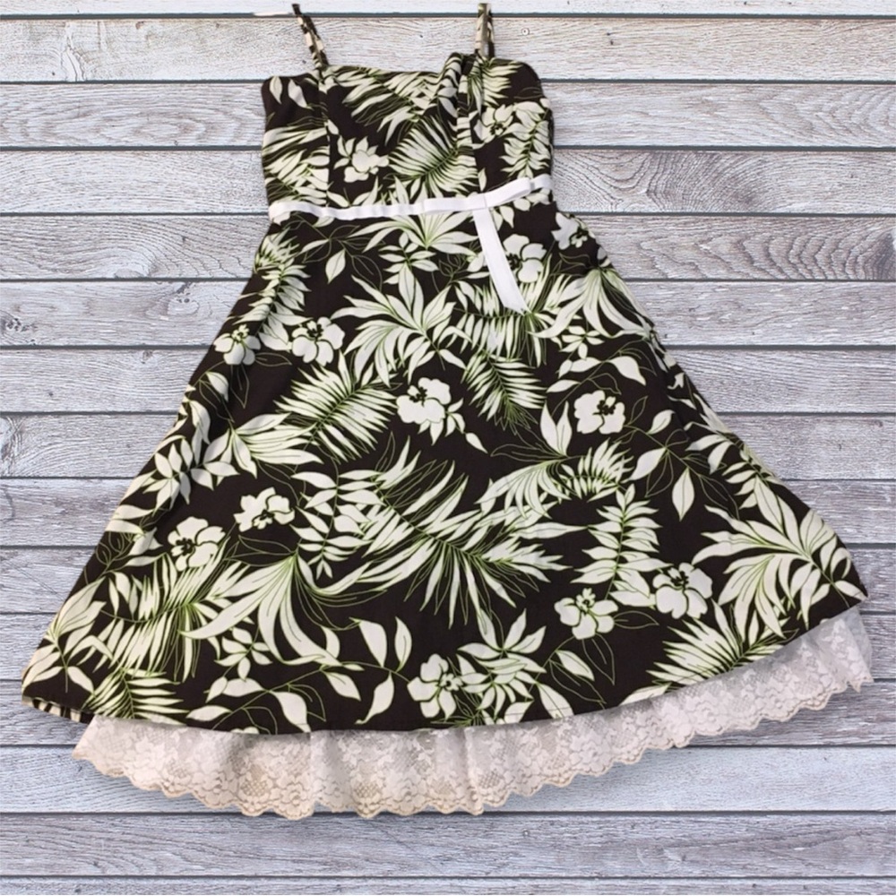 A. Byer dress with lacy trim brown & green size 3